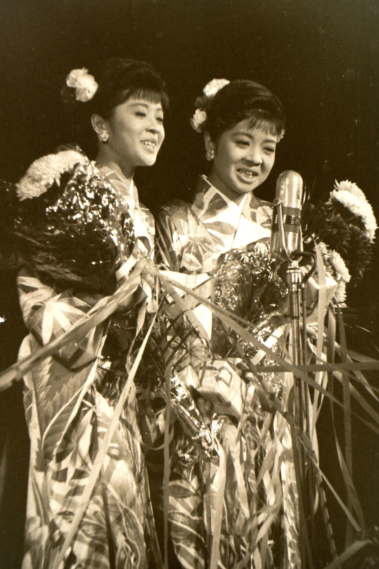 こまどり姉妹（1962年9月撮影）