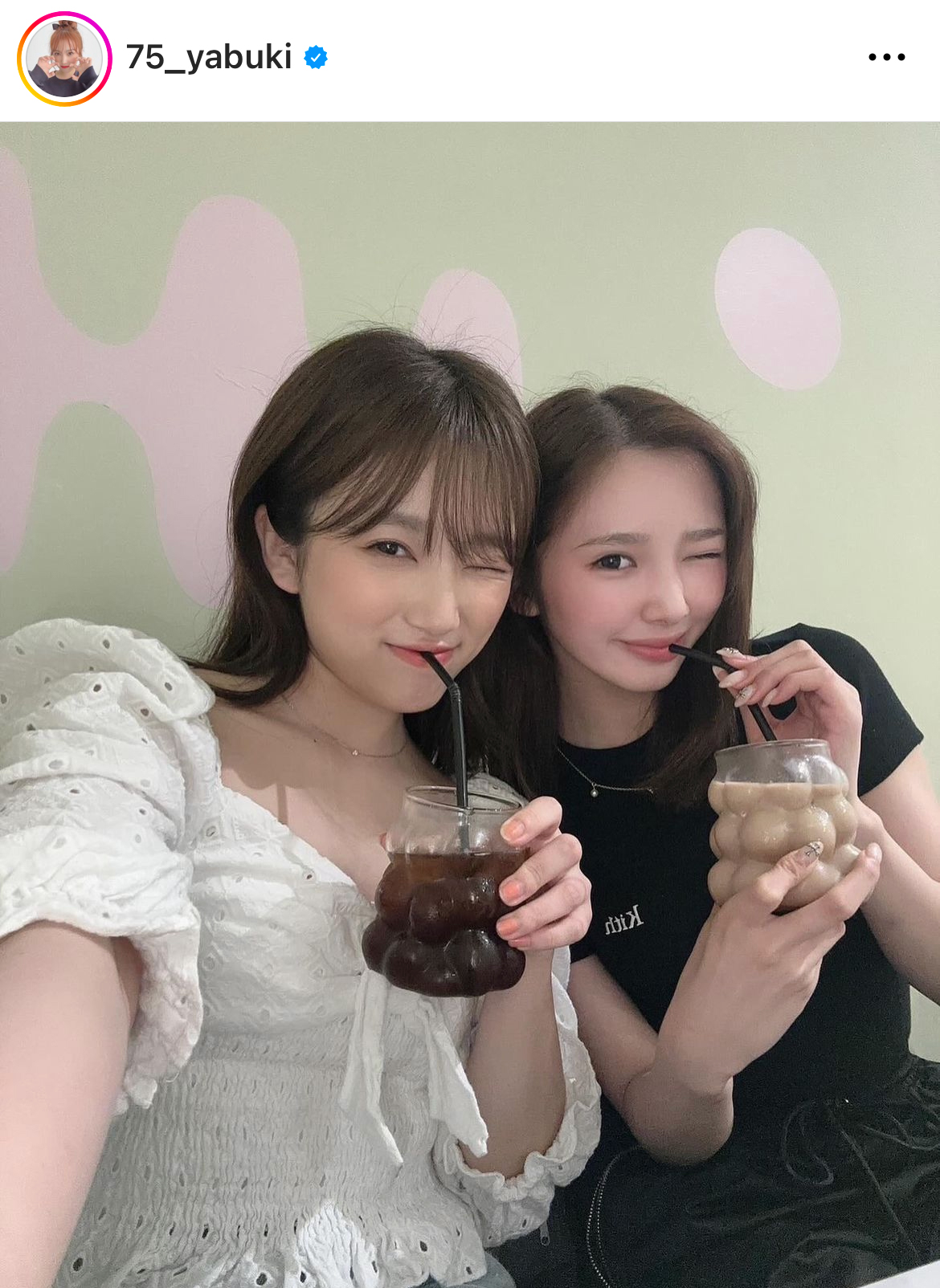 矢吹奈子のインスタグラムから