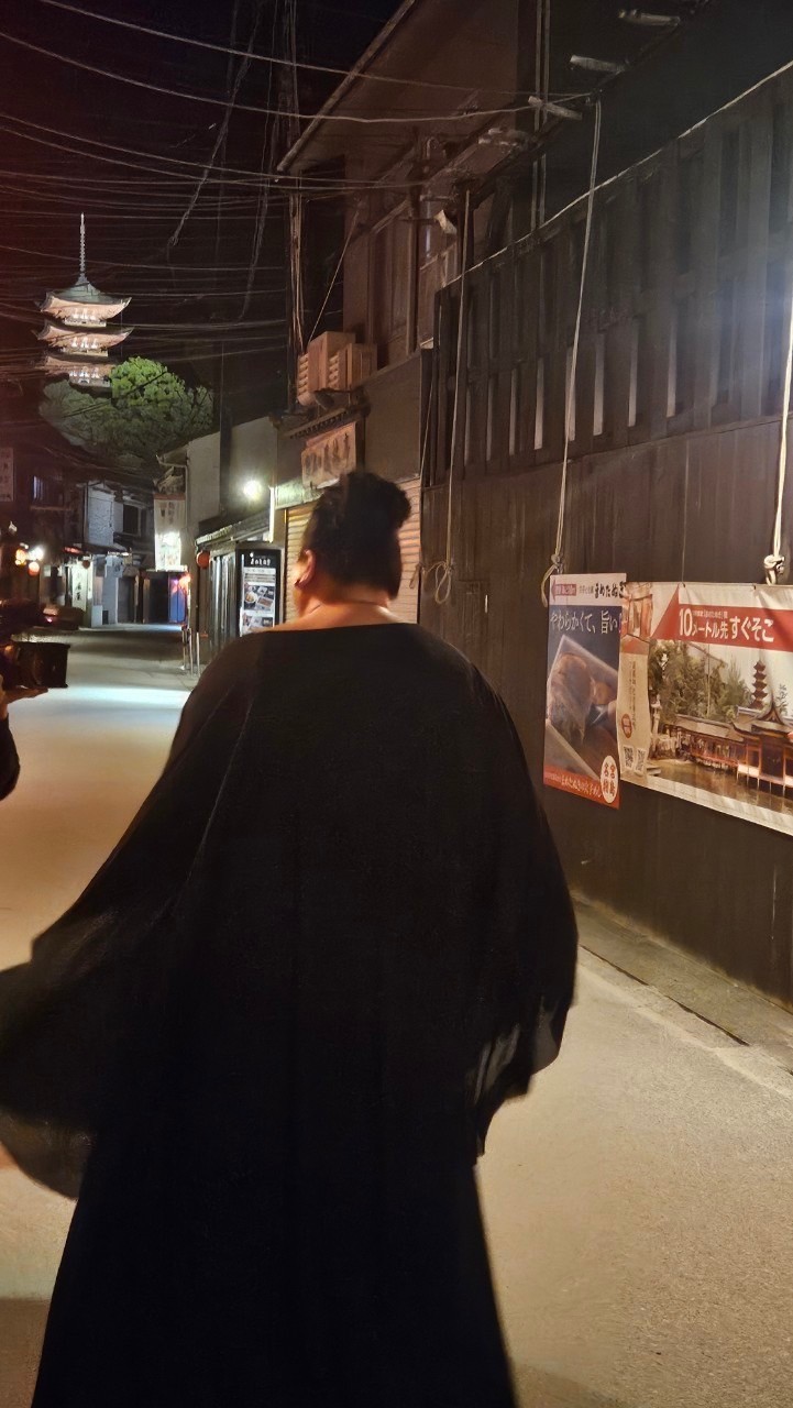 「夜の巷を徘徊する」に出演するマツコ・デラックス（C）テレビ朝日
