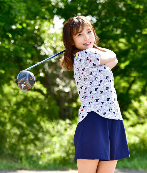 秋山真凜「バレちゃいました」今月末にプロゴルファー杉本エリックと結婚を発表