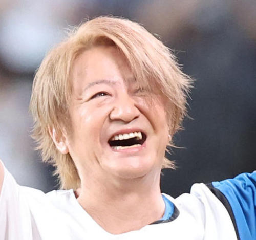 GLAY・TERU「やりたい放題やらせて頂きます」53歳誕生日に30周年ライブ - 芸能 : 日刊スポーツ