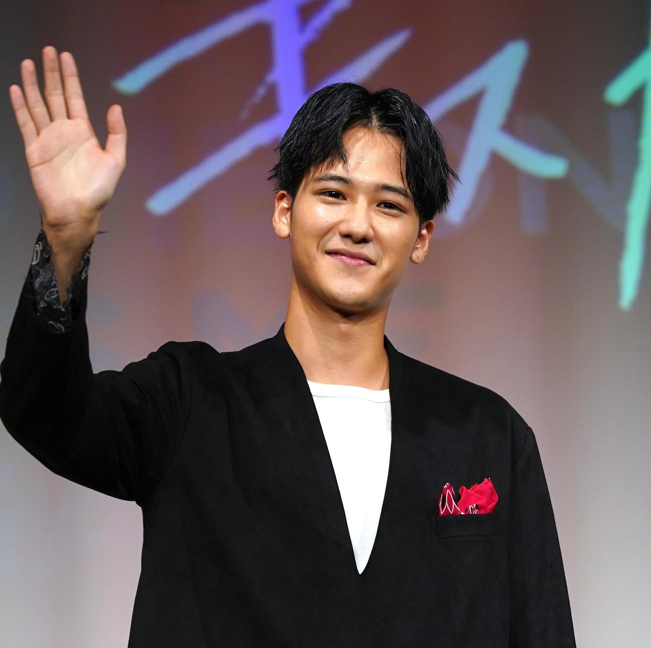 葉山奨之（20年9月撮影）