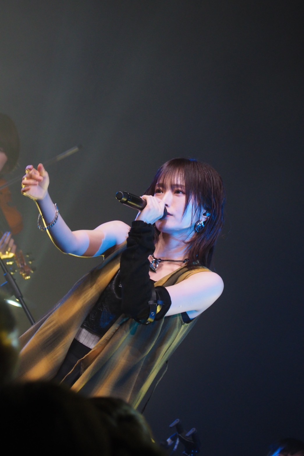 アジアツアー台北公演で歌う山本彩