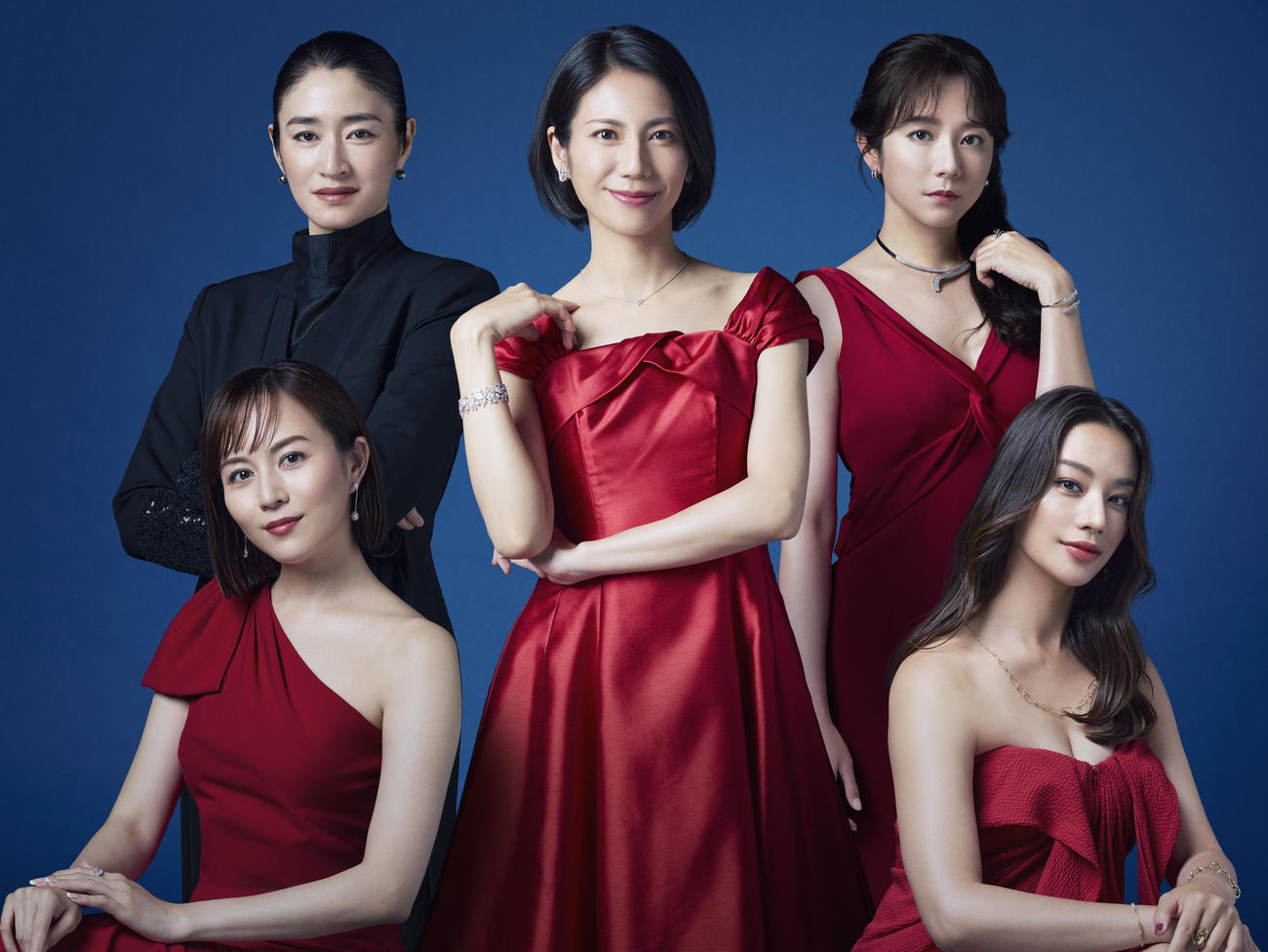 テレ朝新ドラ「スカイキャッスル」の出演者たち。前列左から比嘉愛未、松下奈緒、高橋メアリージュン、後列左から小雪、木村文乃