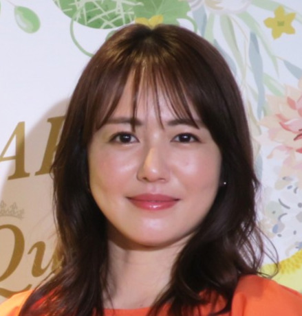 磯山さやかの野球観戦姿にファン懇願「いつか連番してみたい」「神宮球場行けば…会える？」
