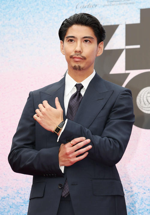 賀来賢人「今を大事にしながら生きています」周囲との絆を意識「家族やチームみたいなもの」