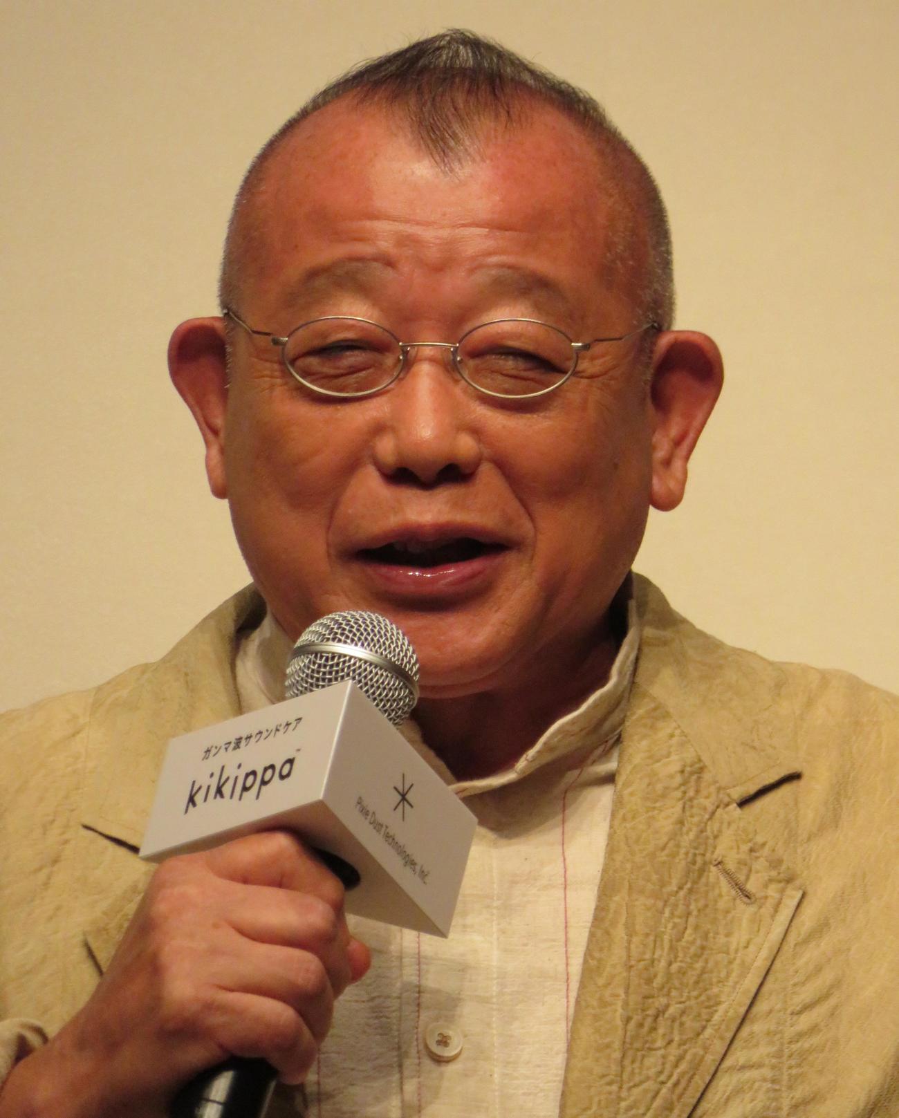 テレビスピーカー「kikippa」のブランドアンバサダー就任会見を親子で行った笑福亭鶴瓶