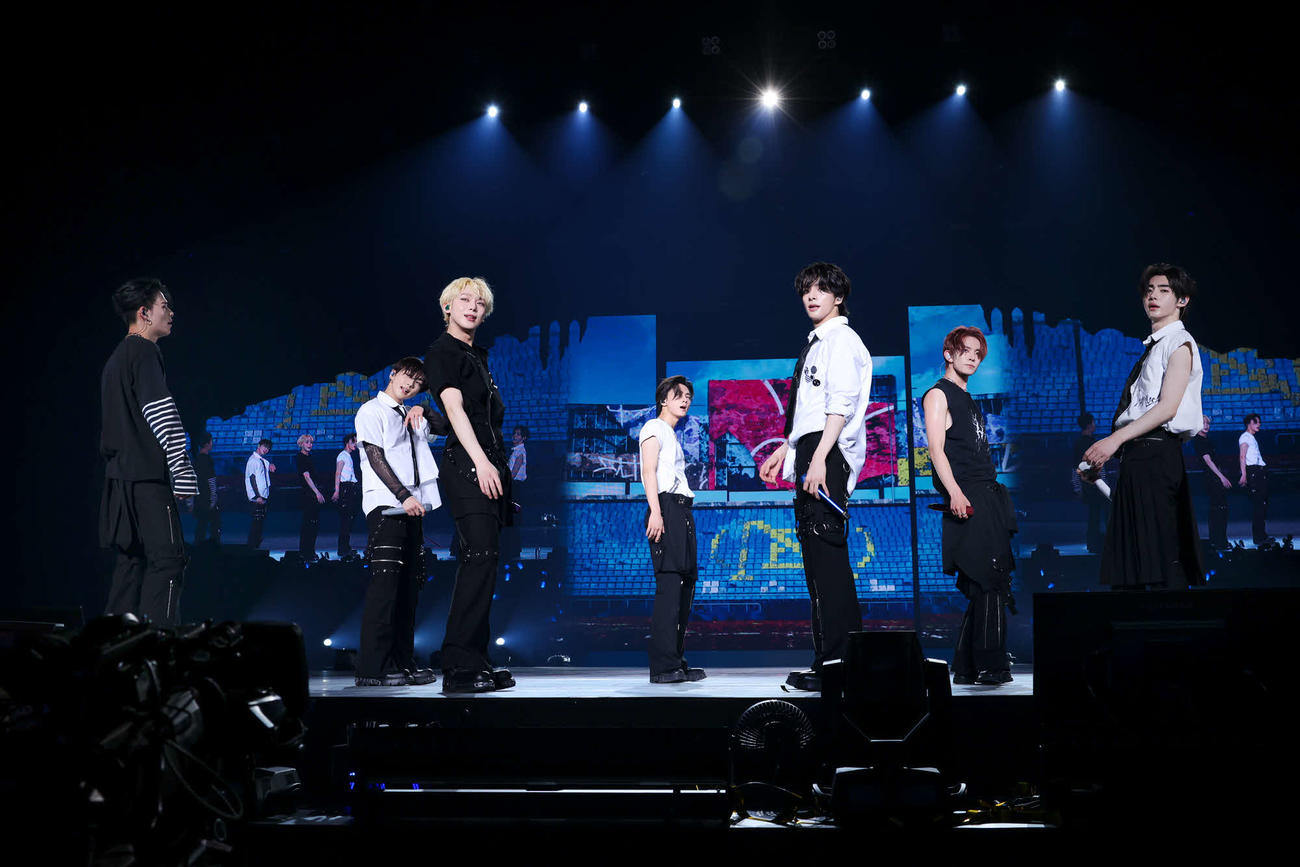 ワールドツアー「FATE PLUS」の日本公演をさいたまスーパーアリーナで行ったENHYPEN（（P）＆（C）　BELIFT LAB Inc．）