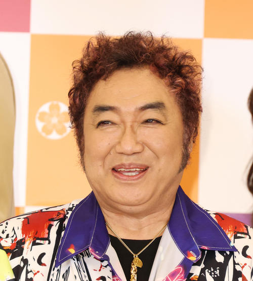 コロッケの顔マネに“クレーム”有名女性歌手の妹「おねえちゃん、あんな顔してないから」