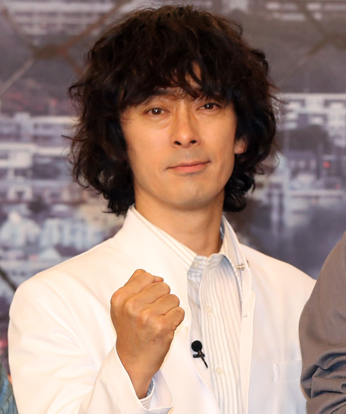 滝藤賢一（21年1月撮影）
