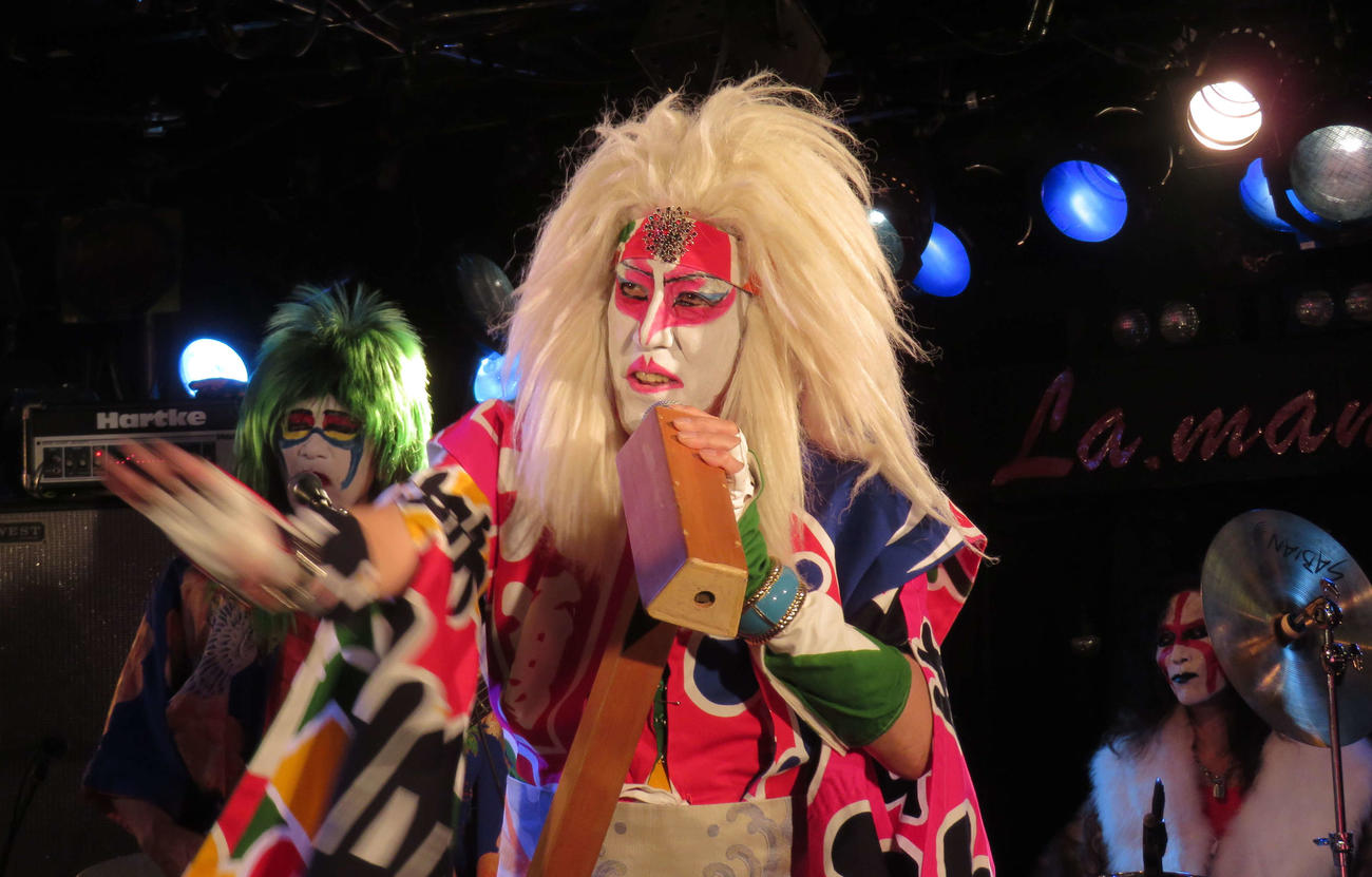 35周年記念を迎えたカブキロックスのボーカル氏神一番