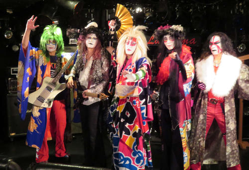 カブキロックス氏神一番「40周年、50周年になってもかぶいていきたい」結成35周年ライブ