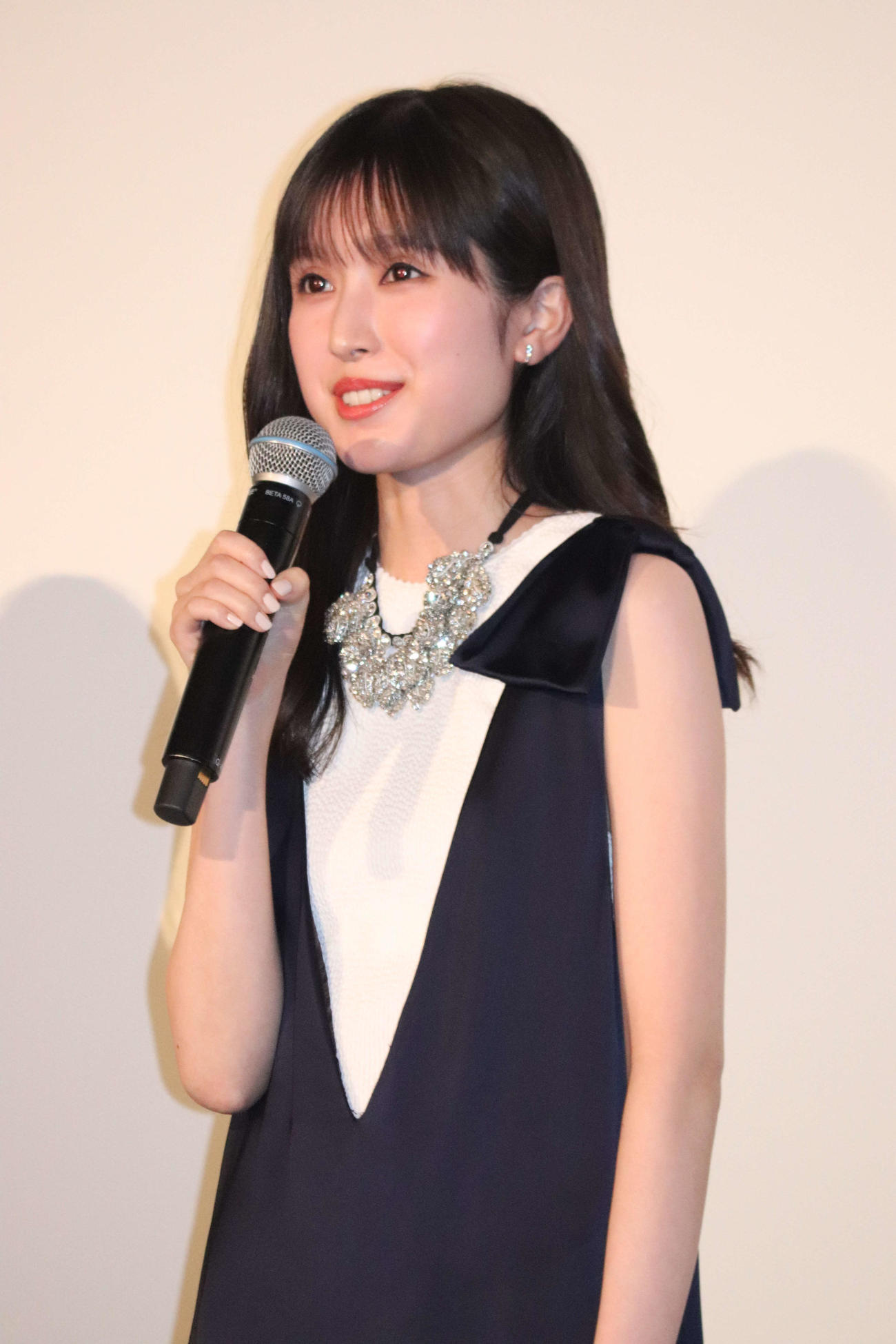 映画「ディア・ファミリー」初日舞台あいさつに出席した福本莉子（撮影・加藤理沙）