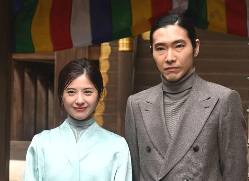吉高由里子「光る君へ」第24話10・７％　宣孝から求婚され周明からも宋行きを誘われるまひろ