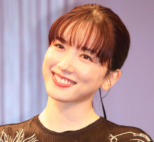 永野芽郁、お団子ヘアがキュートな浴衣ショットなど披露「可愛すぎる天使」