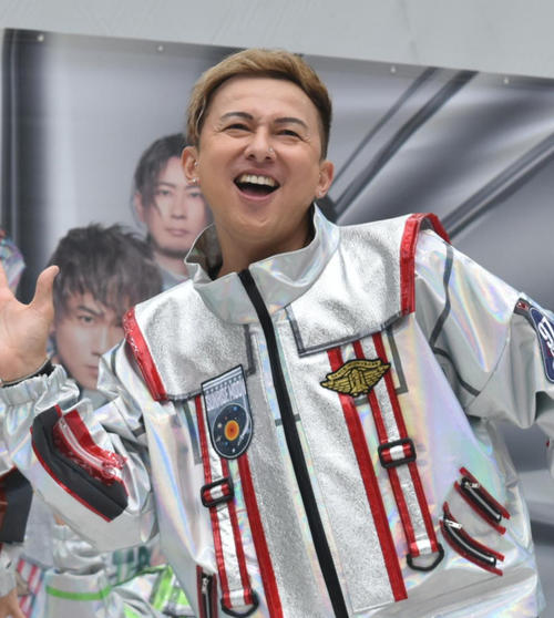 ISSA、大酒飲みの理由は「人見知りだから」、吉本新喜劇芸人のおもてなしで酔いつぶれる