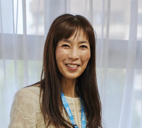 女性スポーツキャスター、大雨で新幹線「車内缶詰」状態報告「行けるのか？…困る」