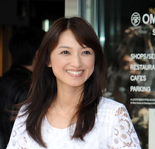 望月理恵、DayDayポーズで大門小百合氏とツーショット「知的で美しく軽やかで優しい!!」