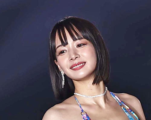 “役満ボディー”岡田紗佳がイメチェンポニテ姿披露「お姫様みたい」と絶賛の声