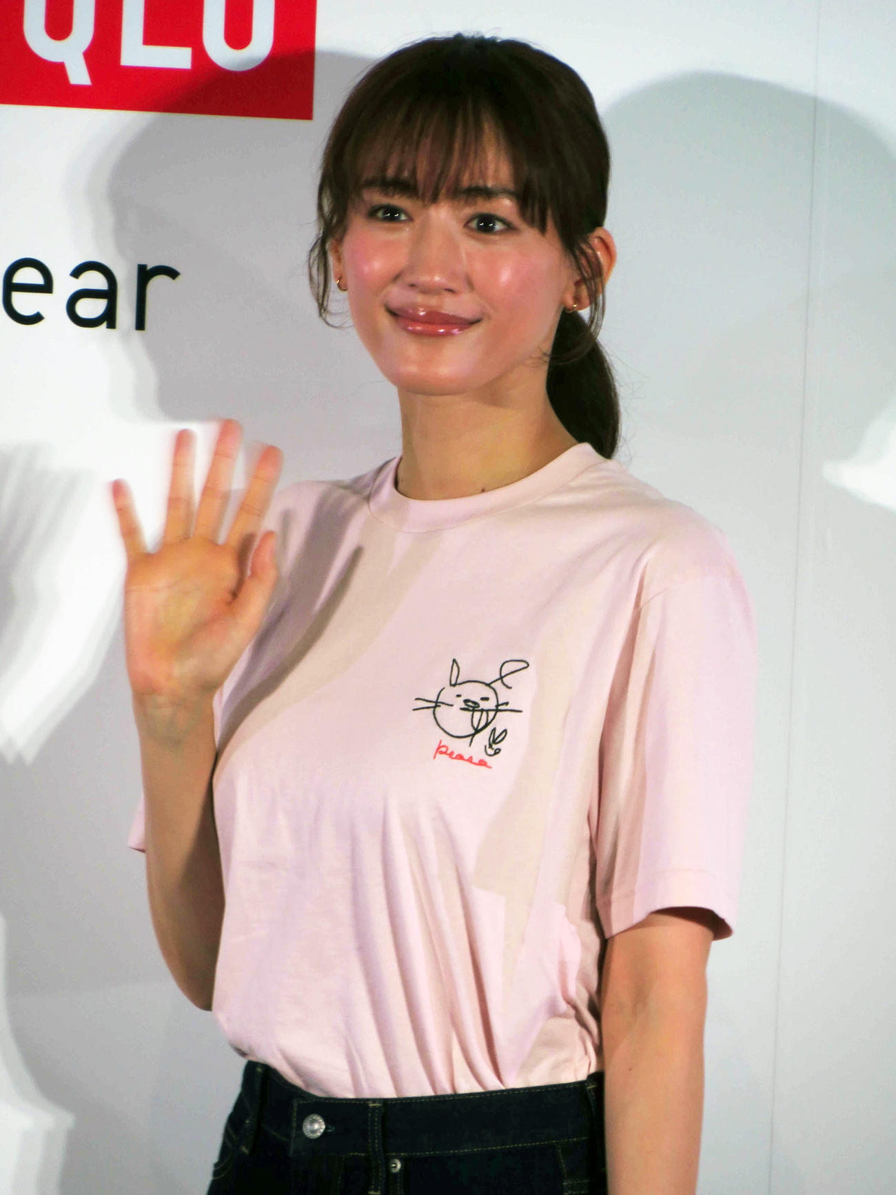 「“届けよう、服の力プロジェクト”」ユニクロ特別課外授業で講師助手を務めた綾瀬はるか