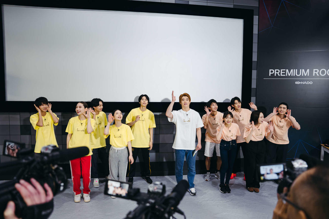 「TopCoat夏祭り2024～SAITEN～」に参加する所属タレント（撮影小田周介）