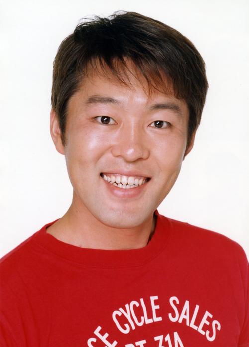 53歳「ボキャブラ」ピン芸人毒舌全開！自身がナレーター務める番組にツッコミ「タレントより」