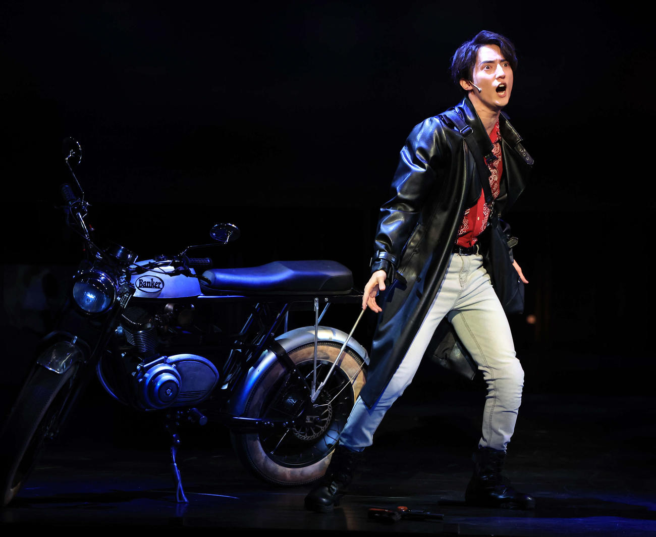 音楽劇「A BETTER TOMORROW－男たちの挽歌－」の公開ゲネプロで熱演する川島如恵留（撮影・浅見桂子）