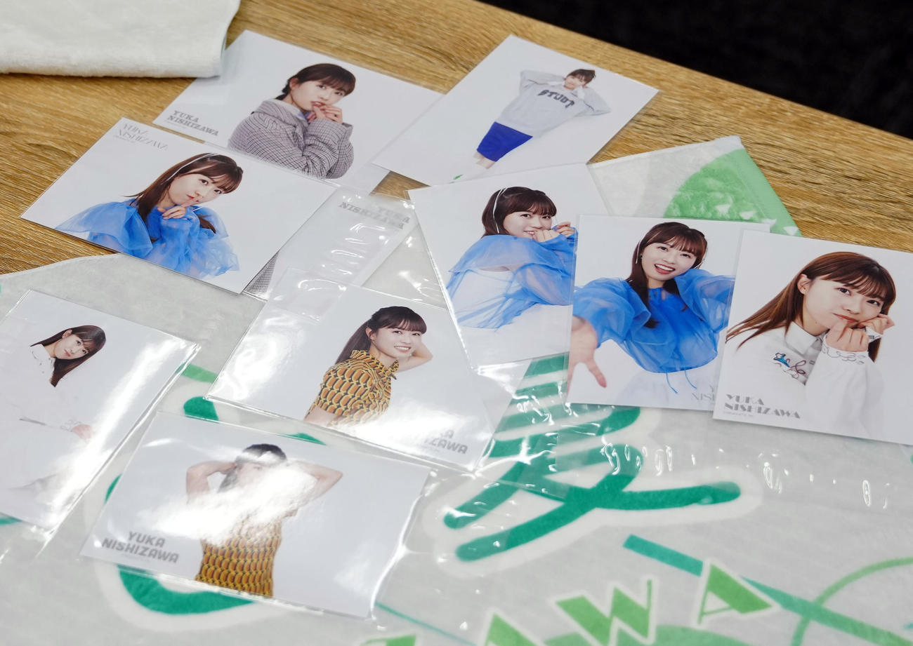 ABEMA西澤由夏アナウンサーのブロマイド