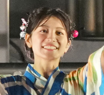 miwa、ピンク髪×背中チラ見せミニドレス姿を披露「色気がすごい」「美しすぎるでしょ…」