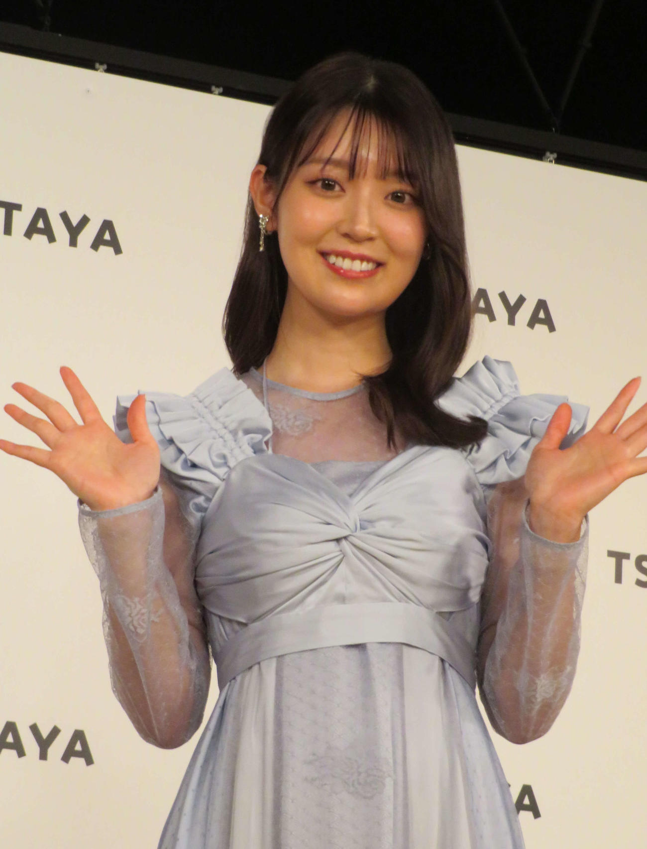 初写真集「青いバラ」の発売記念イベントを行った乃木坂46阪口珠美