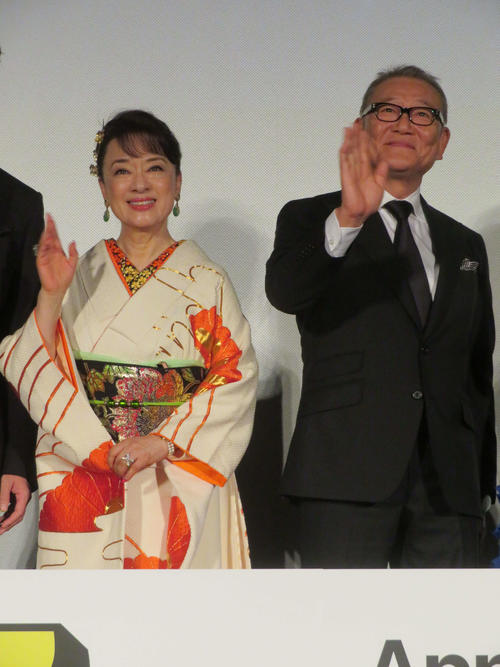ジュディ・オング「コンピューターが苦手で…」國村隼「右に同じ」試写会で初見