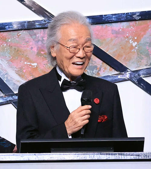 「90歳とは思えない歌声」レジェンド歌手「うたコン」での美声にネット騒然「す、すげぇ」
