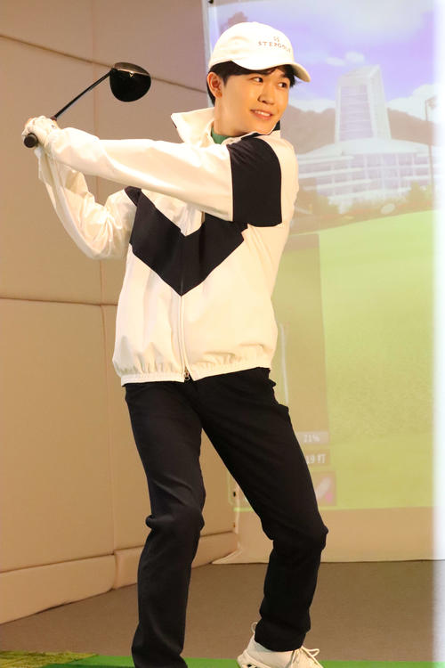 鈴木福「止まっているボール打つだけなのに、不思議なスポーツ」昨年始めたゴルフ100切り成功