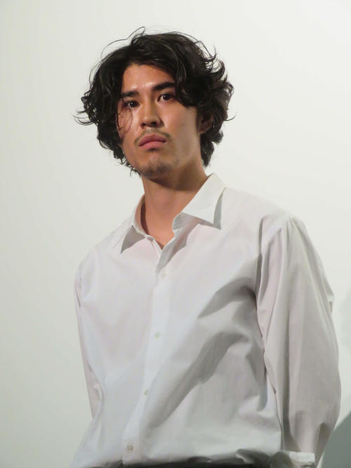 寛一郎「プロミスト・ランド」撮影中に「本当に熊がいた」　熊をさばき「心臓４つに切り分けた」