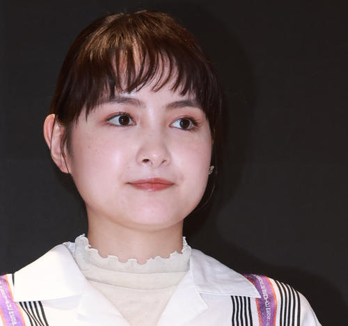 葵わかな、ほろ酔い？ショットで26歳誕生日を報告「ゆったりのんびり、しっかり」