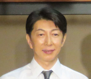 現代演劇女形の名優「＃都知事選を史上最大の投票率にしよう」中世風写真とともに投稿