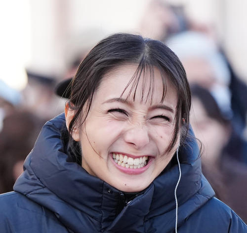 黄色ワンピース姿のTBS近藤夏子アナ「トンネル抜けて小さくなってたらどうしよう」