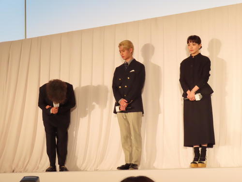 奈緒「私は大丈夫です。それだけは伝えようと」主演映画公開前日に三木康一郎監督の発言が物議