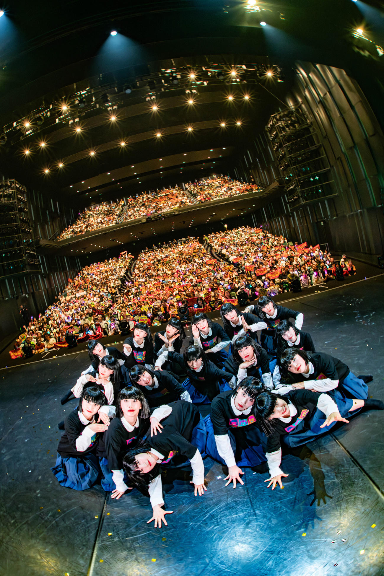 全国ツアー「－宣戦布告－」を完走したアバンギャルディ