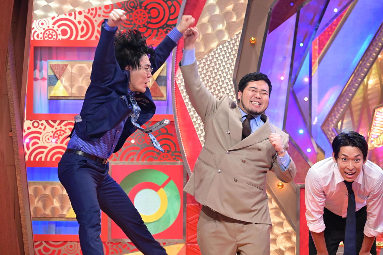 第45回ABCお笑いグランプリで優勝した令和ロマン（C）ABCテレビ