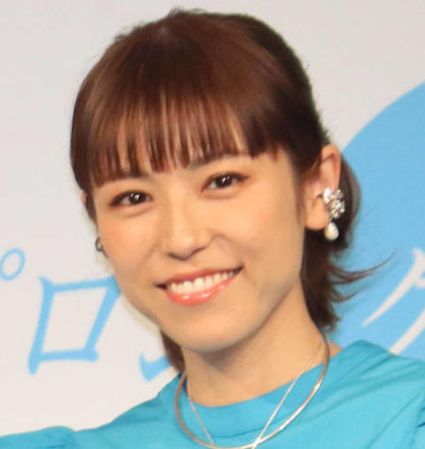 若槻千夏「今週はラヴィット! 以外私服でテレビwww」コーデ披露に「オシャレ」「センス良」