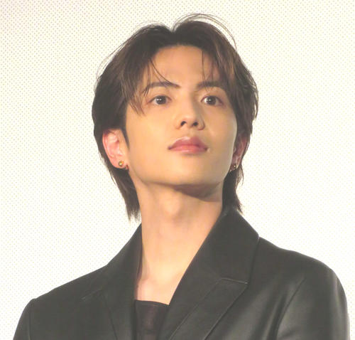 志尊淳、芸能活動13年経過「これからも自分らしく、自分のペースで」ピースサインショット投稿