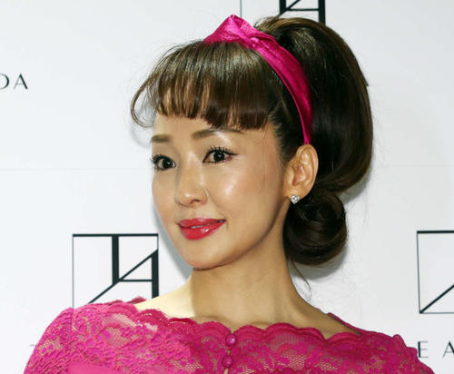 神田うのの父は東大卒の官僚でエリート、黒柳徹子から父の手紙読まれ目に涙