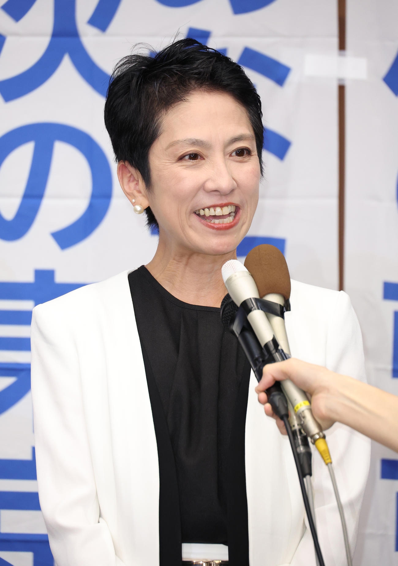 東京都知事選挙で敗れ会見を行う蓮舫氏（撮影・中島郁夫）