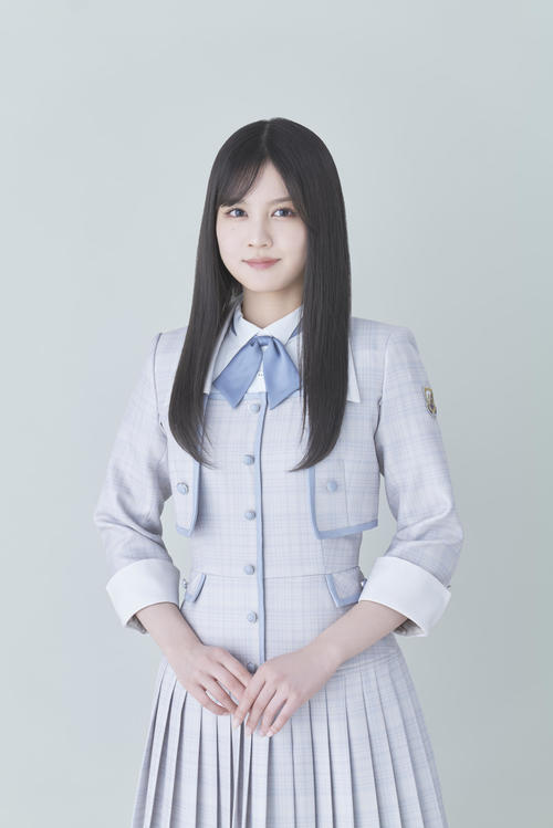 乃木坂46中村麗乃カチューシャ姿の香港ディズニーショット公開「お顔がプリンセスなのよ」の声