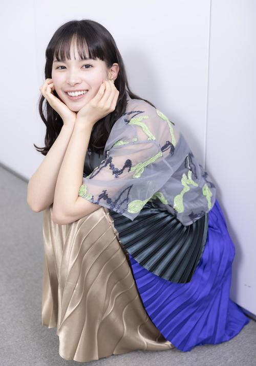関水渚、森香澄とスケバン姿２ショット「かわいすぎる」