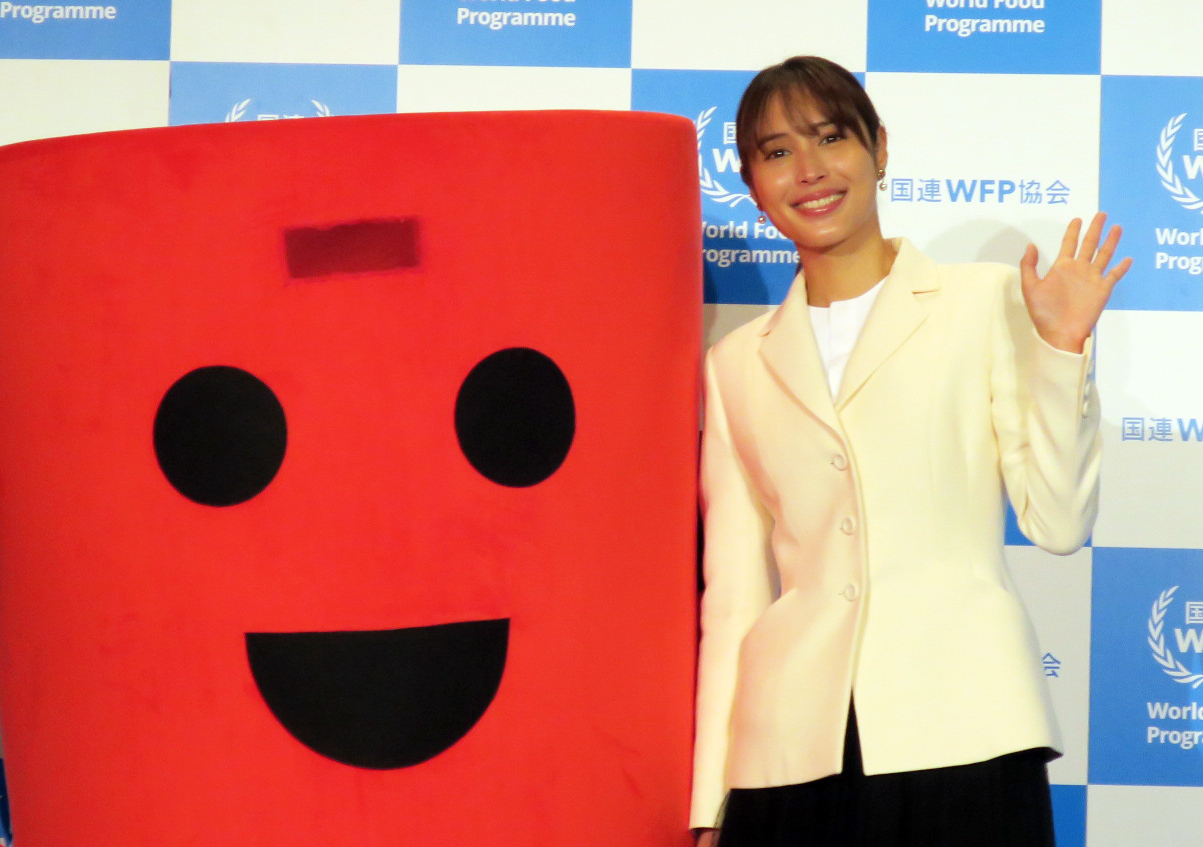 「国連WFP協会　親善大使就任記者発表会」に登場した広瀬アリス