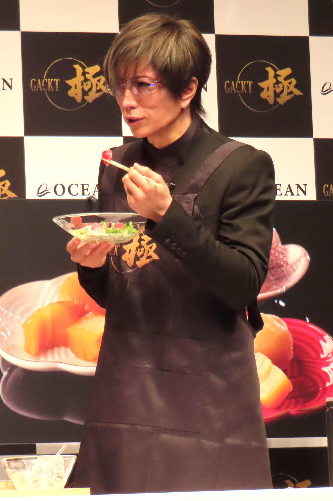 「GACKT極シリーズ」発売記念イベントに登壇したGACKT