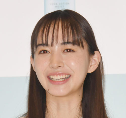 井桁弘恵、衝撃スレンダーボディーに反響　逆に心配の声も「痩せ過ぎ？」「絞り過ぎかな」