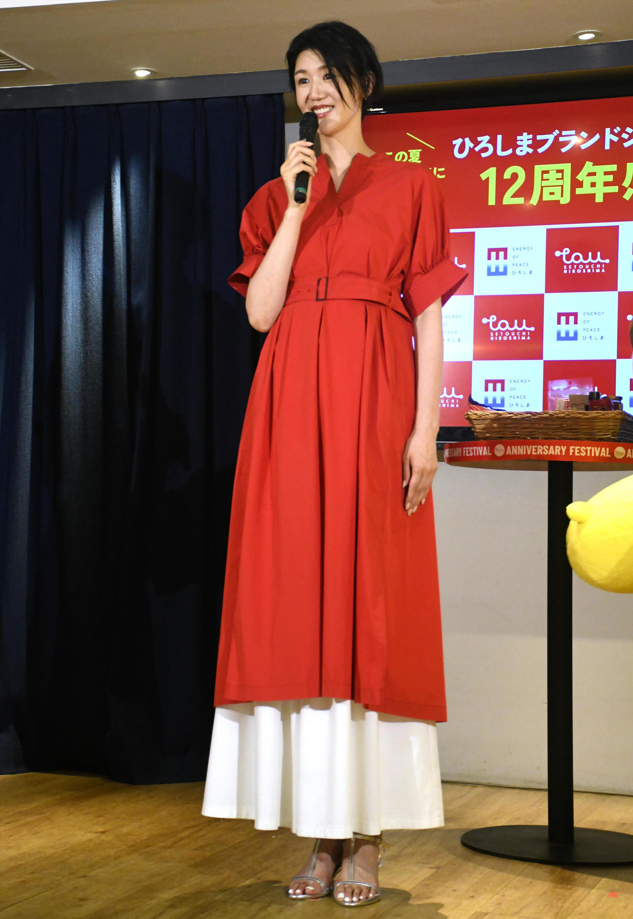 「ひろしまブランドショップTAU」12周年感謝祭オープニングイベントに出席した栗原恵さん（撮影・大友陽平）